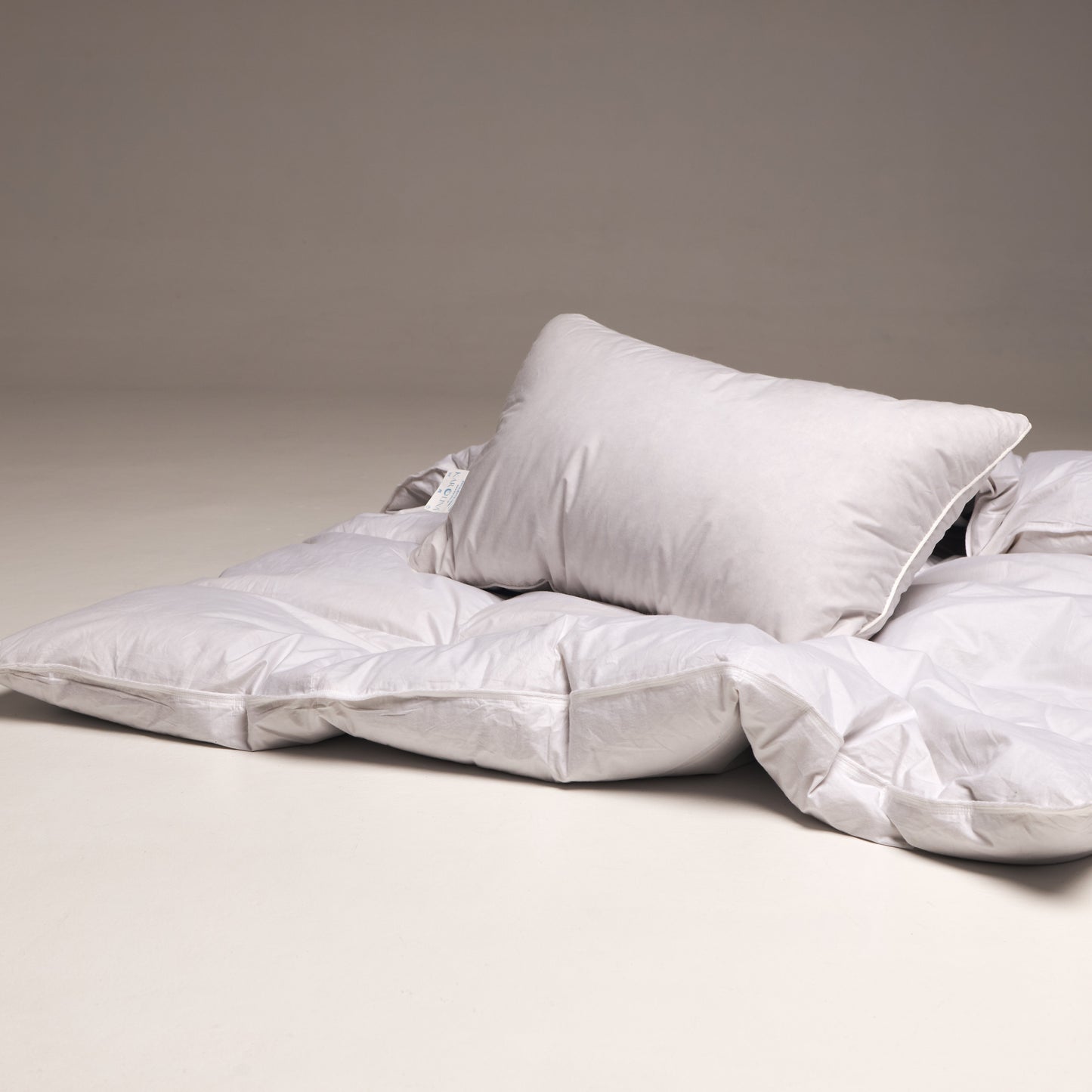 KAROLINA™ Sleep Sets – Complete Comfort for Every Family